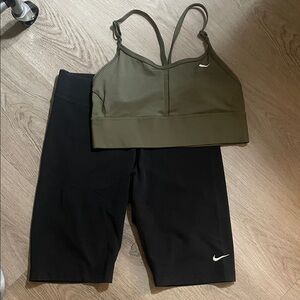 Nike sports bra and bottoms